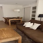 Retreat With Shared Pool * Pego