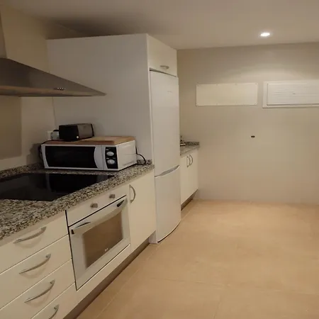 Retreat With Shared Pool Apartamento *