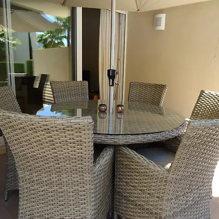 Retreat With Shared Pool Apartament