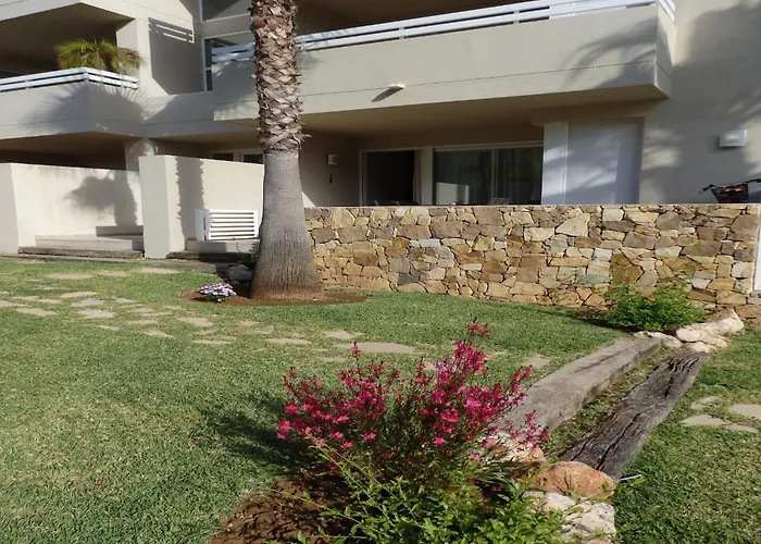 Appartamento Retreat With Shared Pool